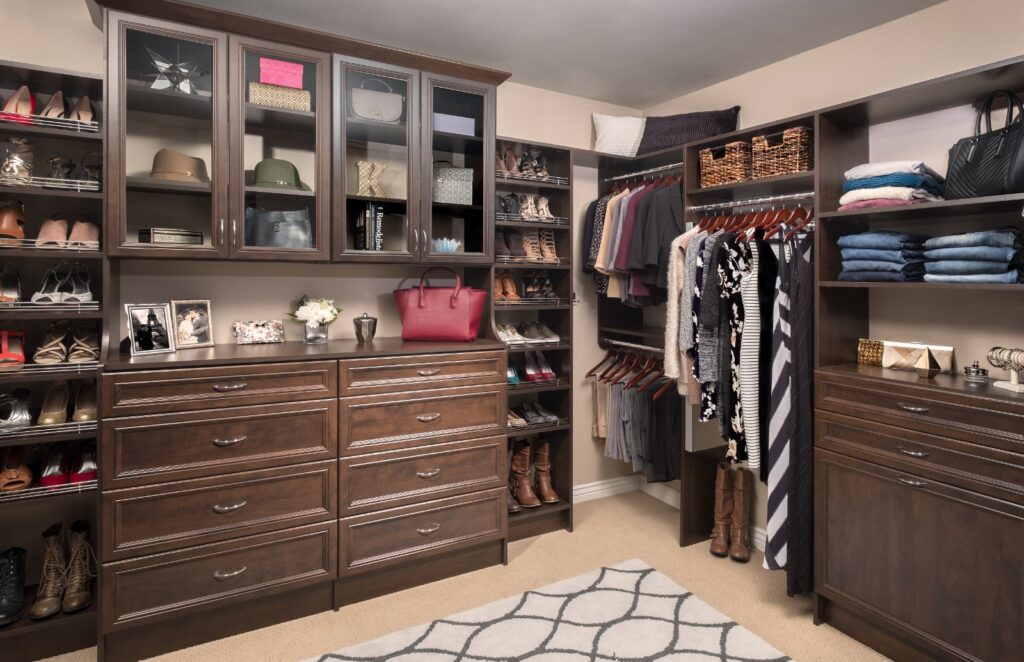 Hire Closet Remodelers Near Me For An Organized Home